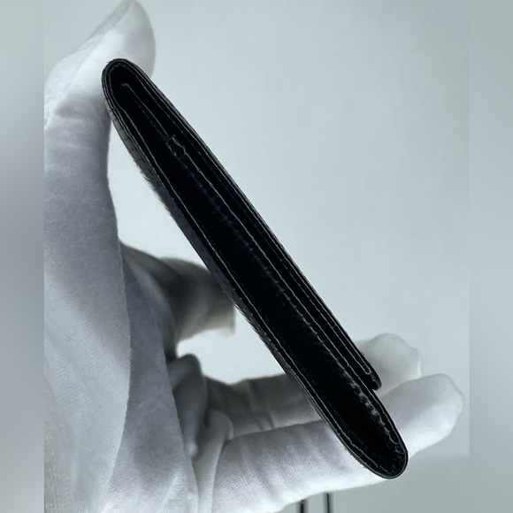 (MT10) Authenticated Louis Vuitton Noir Epi Leather Flap/Checkbook Wallet - Picture 5 of 12